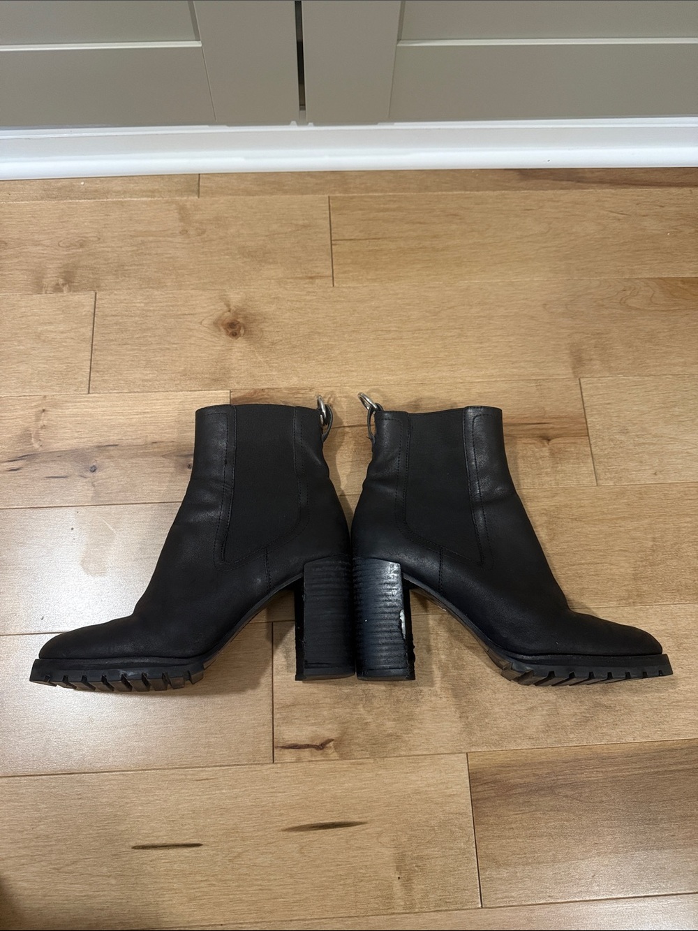 PAIGE Black Leather Lug-Sole Block Heel Chelsea Boots Size 8